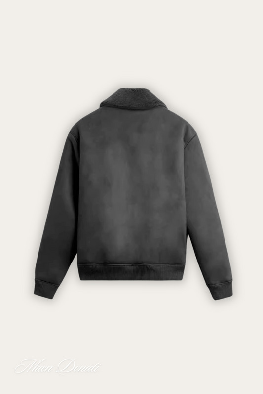 Schwarze Herrenjacke aus Leder mit Kragen, modisch, warm, ideal für Herbst und Winter.