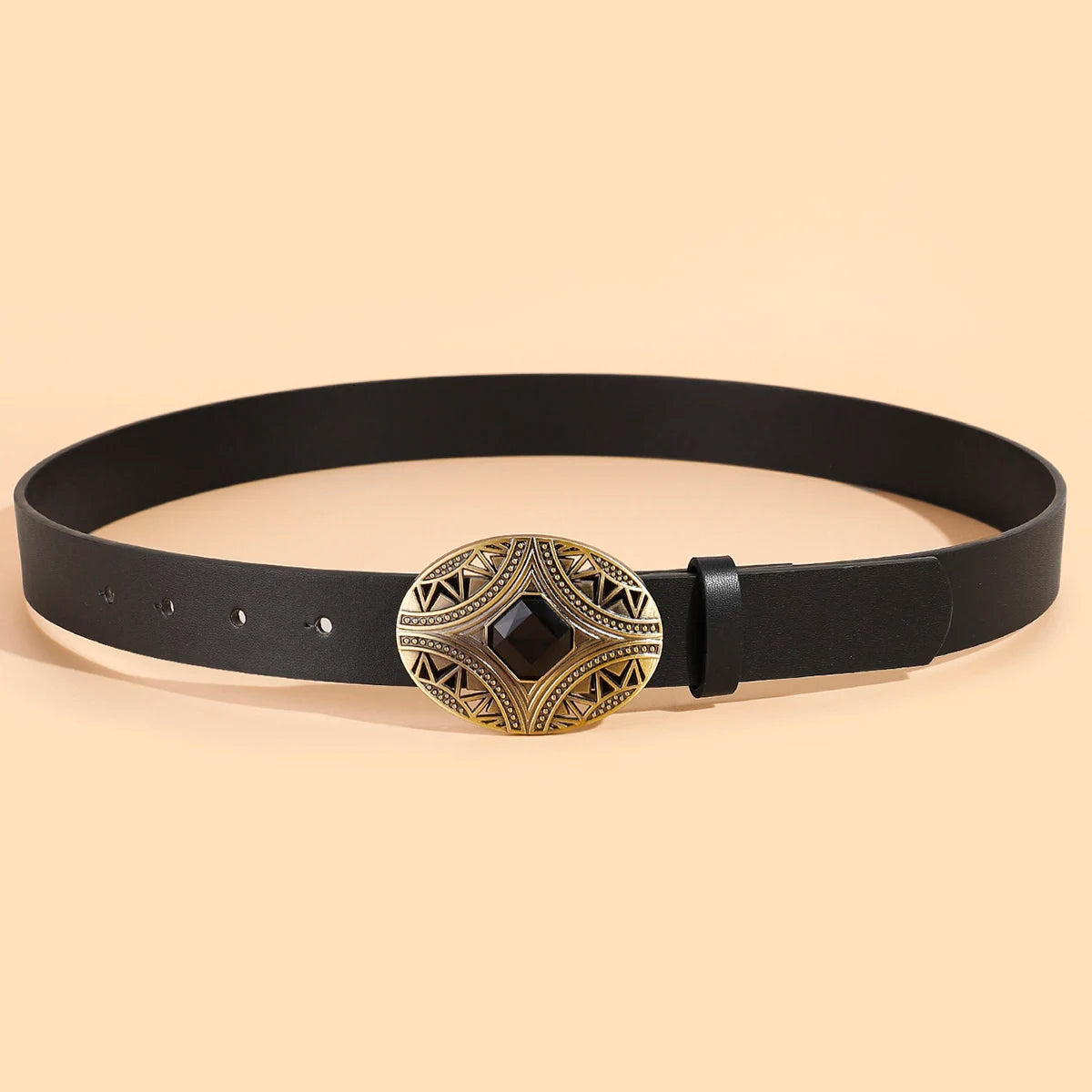 Schwarzer Ledergürtel mit goldener, verzierter Schnalle, modisches Accessoire.
