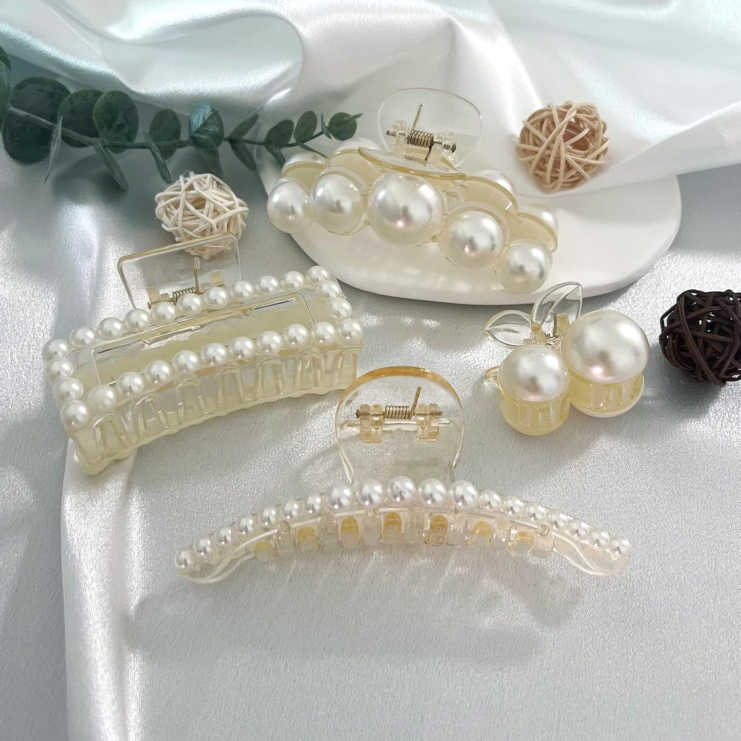 Perlen-Haarspangen Set, elegant, cremefarben, Kunststoff, für Damen, modisches Accessoire.