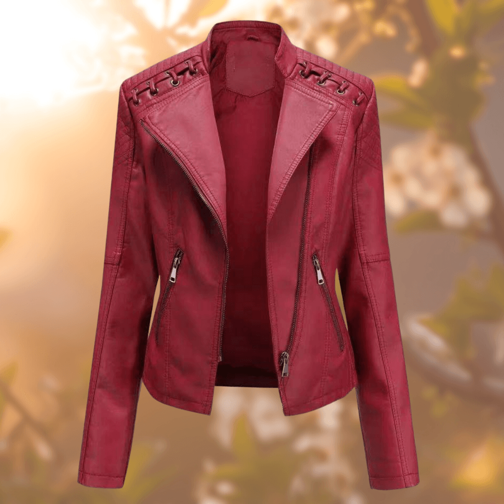 Rote Damenlederjacke mit Reißverschlüssen, modisch, Herbstkollektion, stilvoller Look.