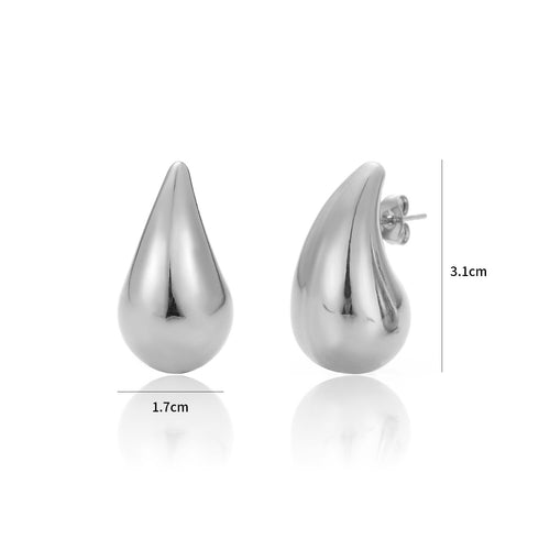 Silberne Tropfen-Ohrringe, 1,7x3,1 cm, glänzend, elegantes Design, Schmuckaccessoire.