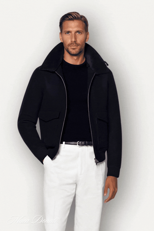 Schwarze Herrenjacke mit Reißverschluss, elegantes Design, Herbstmode, Männermode.