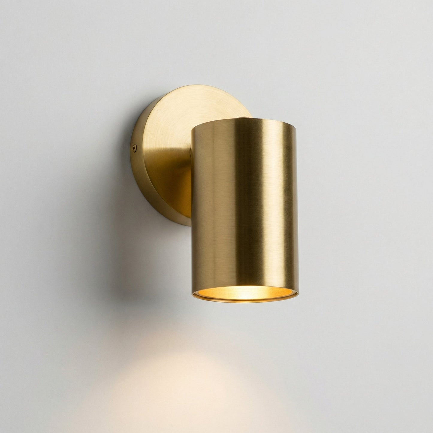 Minimalist Cylindrical Wall Sconce - NoirLume