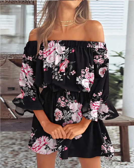 Trendig boho-miniklänning med one-shoulder-design och luftig passform - Ysa