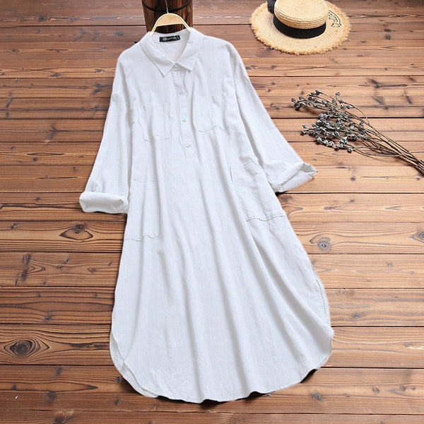 Weißes Leinenkleid Damen, langärmelig, Knopfleiste, Sommermode, lässig, Holzfußboden.