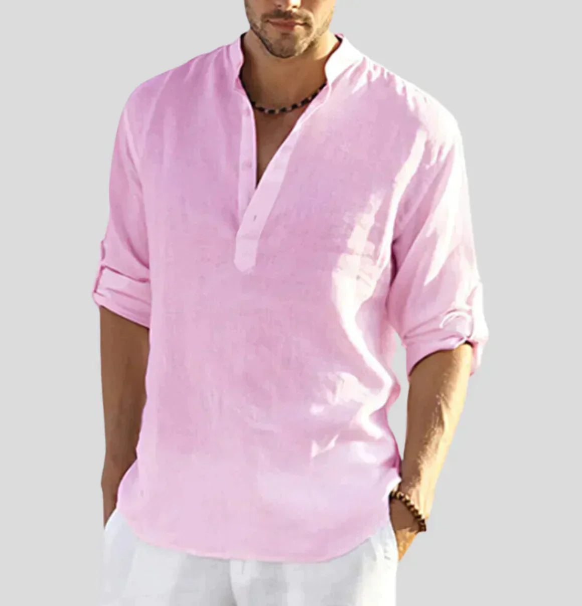Männerhemd Leinen rosa, lässig, V-Ausschnitt, langärmlig, Sommermode, Freizeitkleidung.