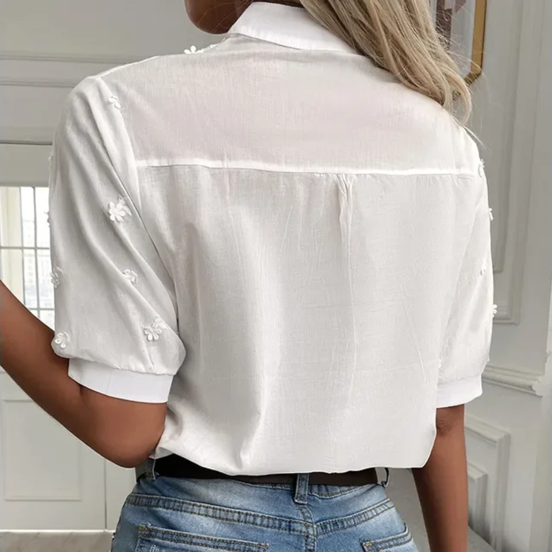 Damenbluse weiß, Kurzarm, Stickerei, Sommermode, Baumwolle, Rückansicht, elegant, casual