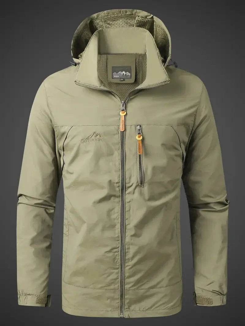 Grüne Outdoor-Jacke, winddicht, wasserdicht, mit Kapuze, Reißverschluss, Herrenmode.