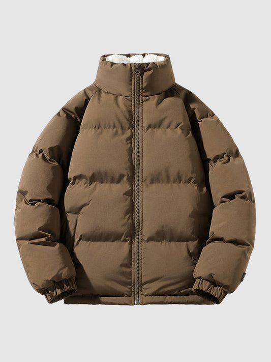 Braune Daunenjacke mit Reißverschluss, warm, wintertauglich, Unisex, modisch, isoliert.
