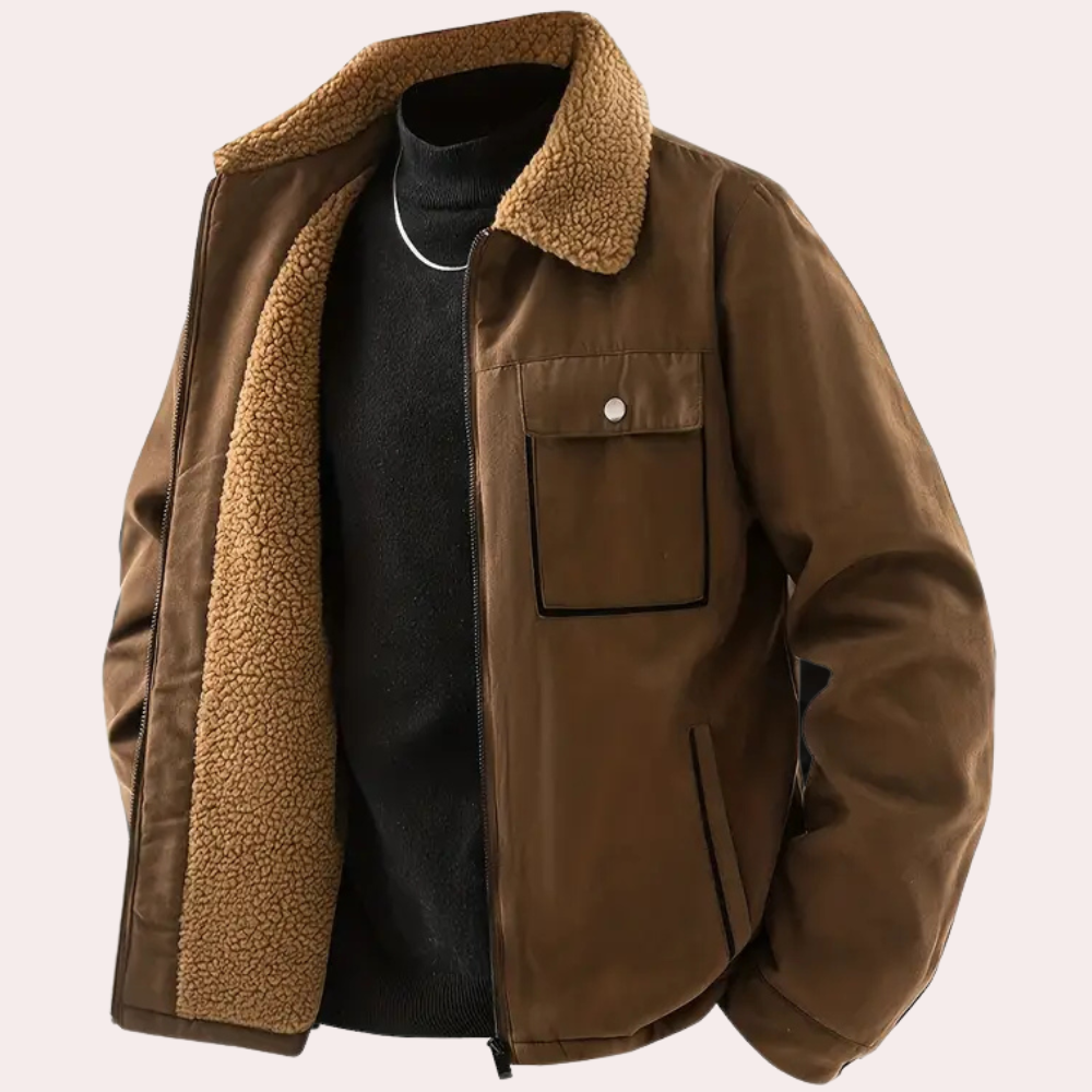 Braune Herrenjacke mit Teddyfutter, Reißverschluss, Brusttasche, Wintermode, warm und stilvoll.