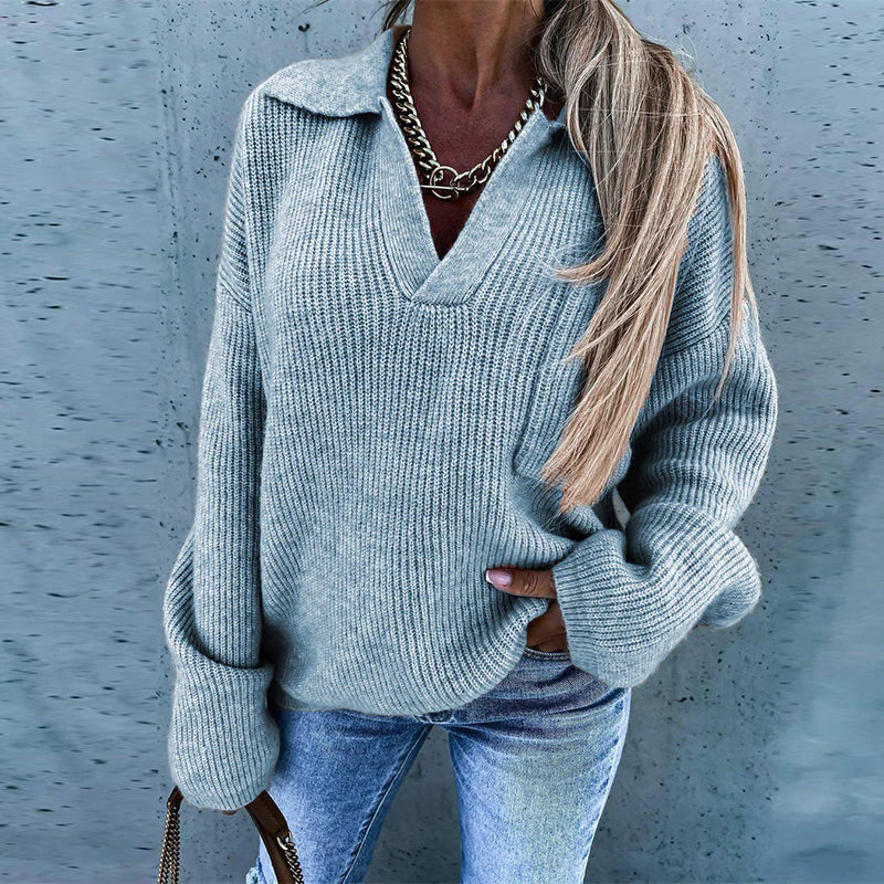 Damenpullover mit V-Ausschnitt, grau, Strick, modisch, warm, lässig, Herbstmode.