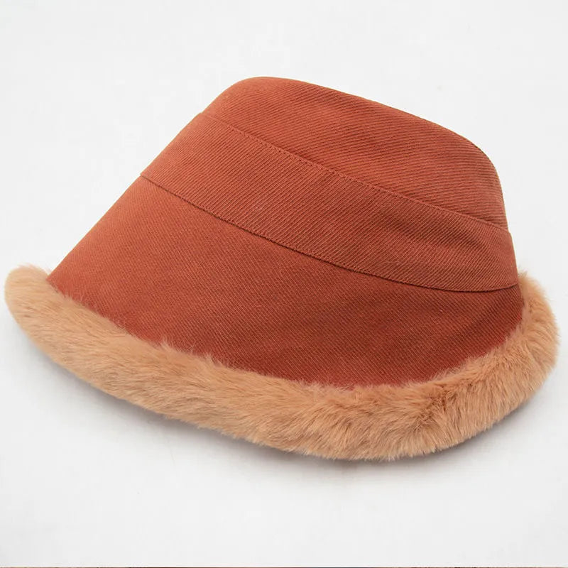 Brauner Damen-Bucket-Hut mit Kunstfellrand, modisch, warm, Herbst-Winter-Accessoire.
