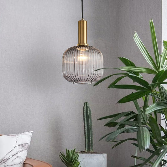 Braune Glas-Hängelampe, dänisches Design, modern, Wohnzimmer, skandinavischer Stil.