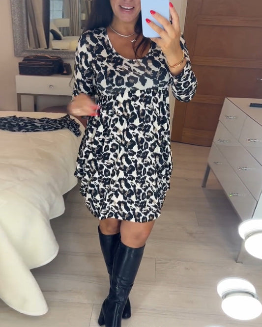 Höstklänning med leopardmönster – Leona