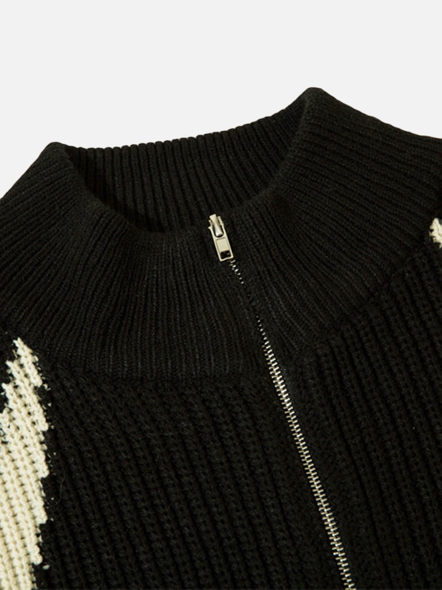 Schwarze Strickjacke mit Reißverschluss, gerippter Kragen, modisches Design, Herrenmode.