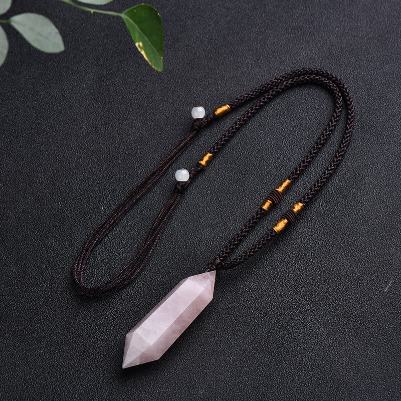 Rosenquarz-Anhänger an schwarzer Kordelkette, handgefertigt, Schmuck, Heilstein, Geschenkidee.
