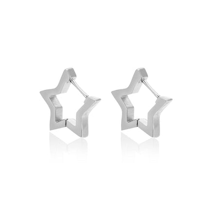 Silberne Stern-Ohrringe, geometrisches Design, modischer Schmuck, glänzend, Damenaccessoire.