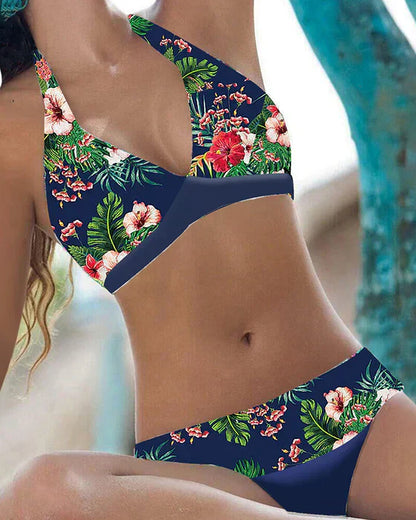 Lekfull blommig bikini – Sienna