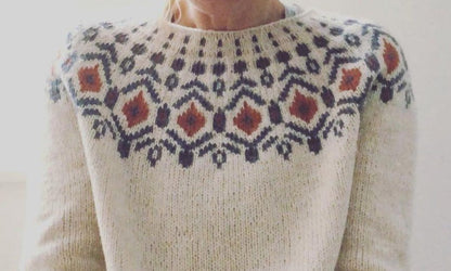 Damenpullover mit Norwegermuster, beige, Strick, Wintermode, geometrisches Design, warm.