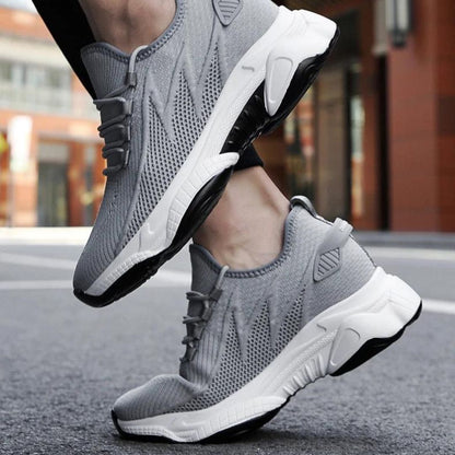 Diskret höjande herresneakers med stil – MaxLift Boost