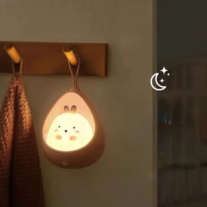 Nachtlicht Kinderzimmer, Hase Design, warmes Licht, Wandmontage, beige, energiesparend.