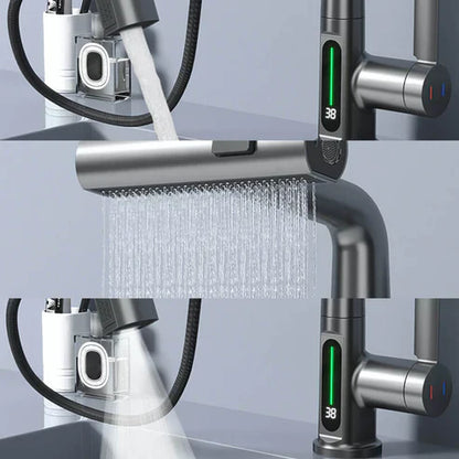 Grauer Wasserhahn mit digitaler Temperaturanzeige, drei Strahlarten, modernes Design.