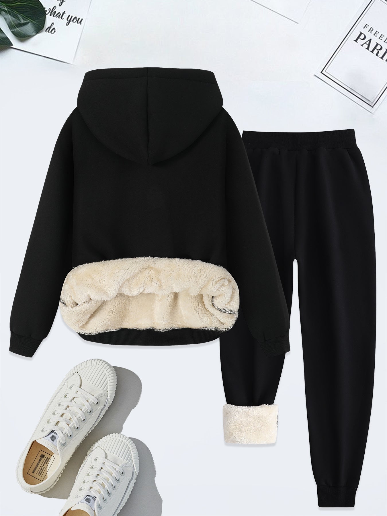 Schwarzer Hoodie und Jogginghose Set mit weißem Futter, Damenmode, bequem, warm.