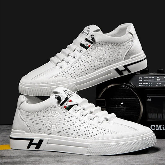 Herresneakers i perforerat läder med lätt konstruktion – Ethan