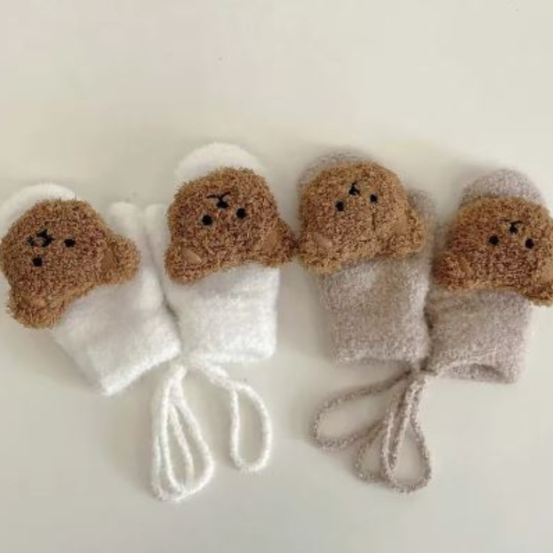 Barnens vinterhandskar med björnmotiv – TinyBear-handskar