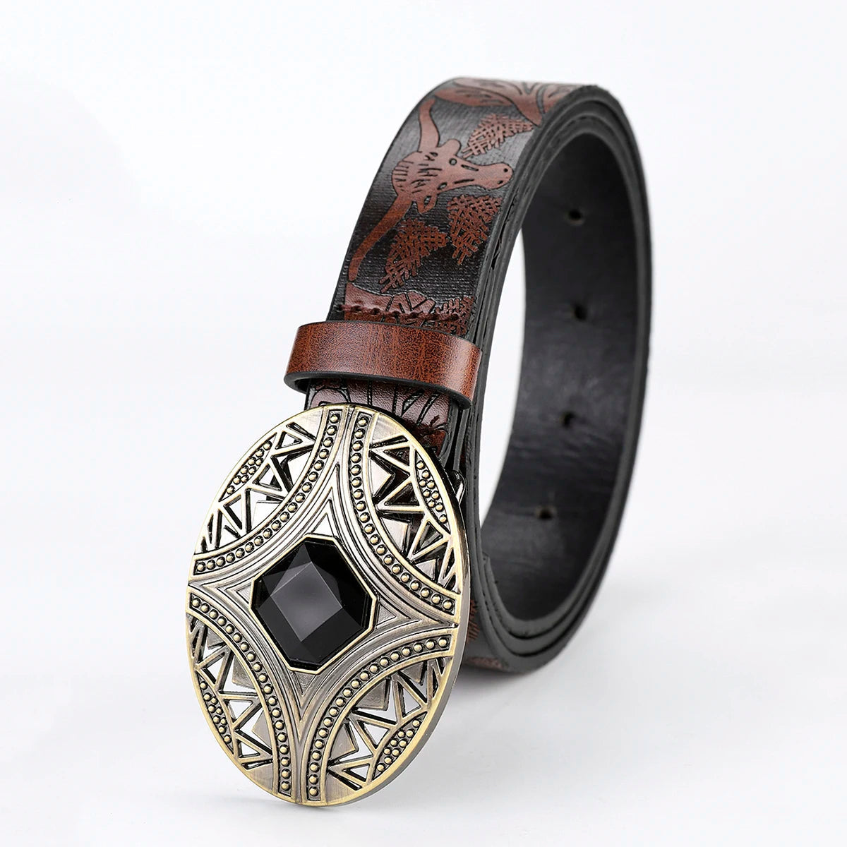 Brauner Ledergürtel mit gravierter Schnalle, schwarzer Stein, Herrenmode Accessoire.