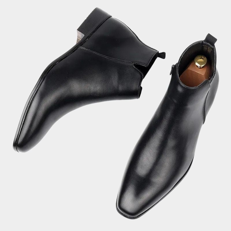 Schwarze Herren-Lederstiefel, elegant, formell, mit Reißverschluss, glattes Design.