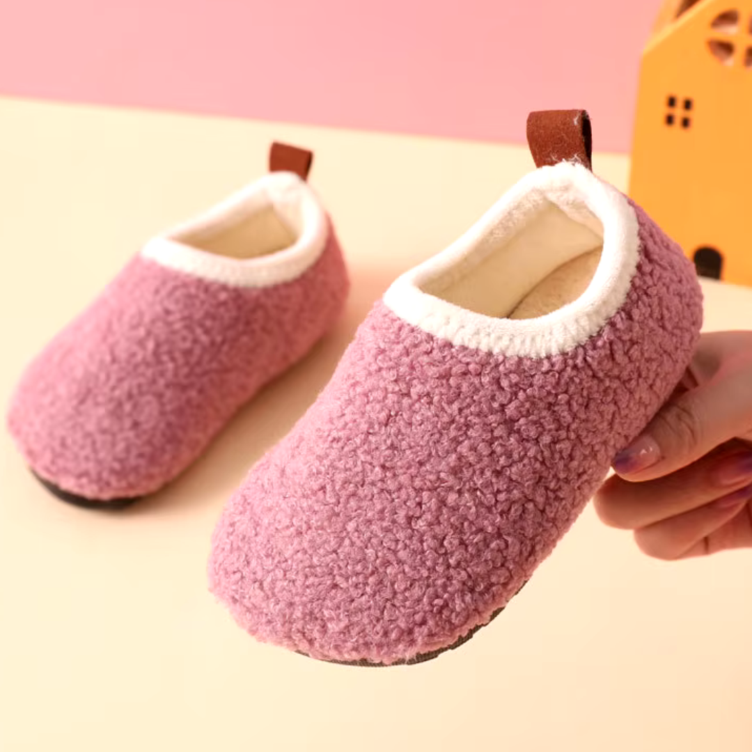 Varma vintertofflor för barn – SnuggleSteps