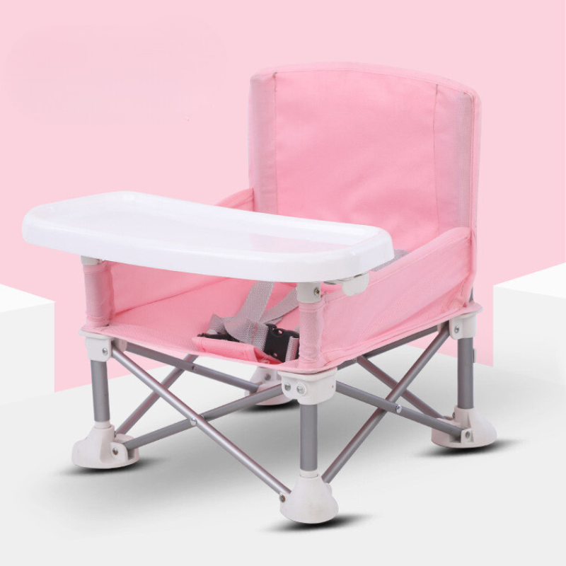 Rosa tragbarer Baby-Hochstuhl mit Tablett, faltbar, leicht, ideal für Reisen.