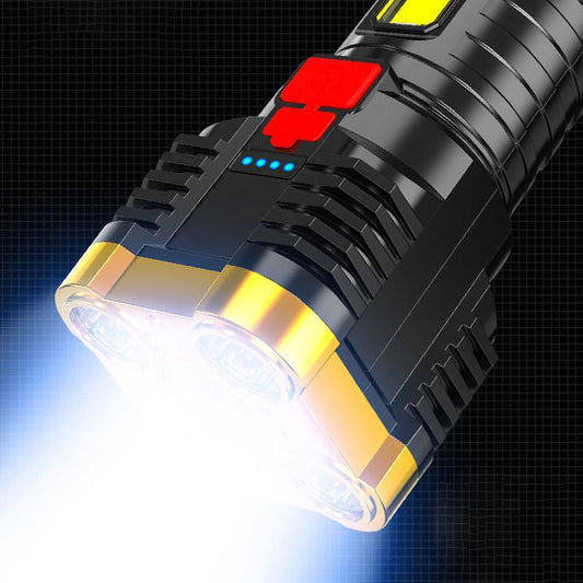 Leistungsstarke LED-Taschenlampe, schwarz-gold, wiederaufladbar, für Outdoor-Abenteuer.