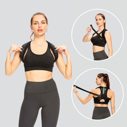 Frau in schwarzem Sport-BH und Leggings, zeigt verstellbare Träger, Fitnessmode.