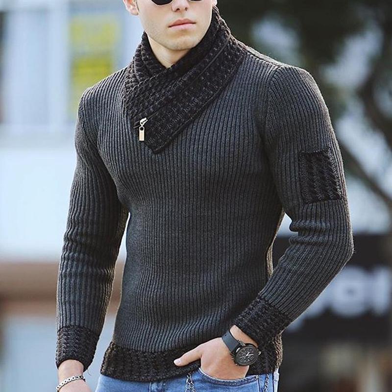 Mann in dunkelgrauem Strickpullover mit Reißverschlusskragen, modisch, lässig, Herbstmode.