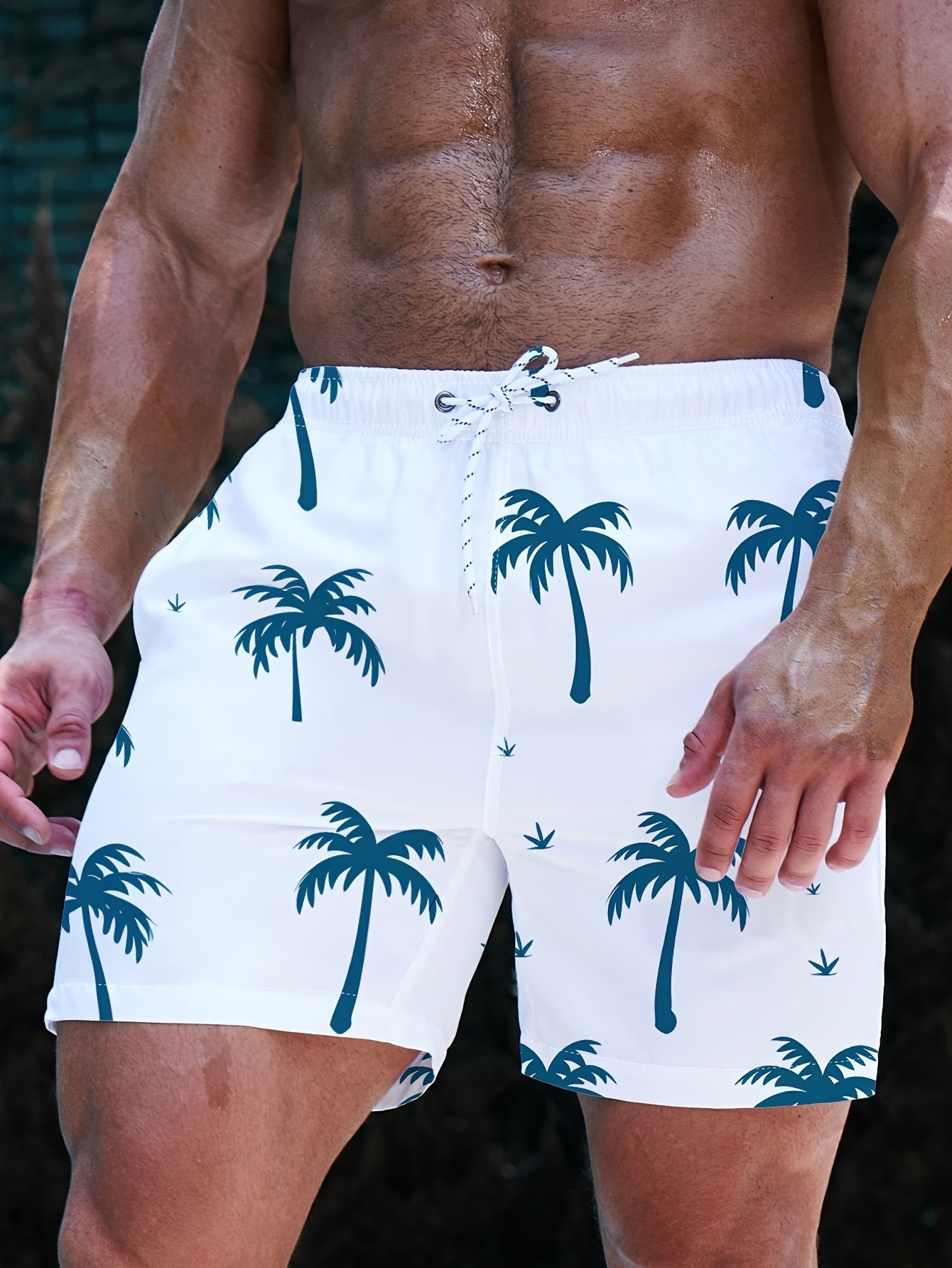 Stiliga herrbadeshorts med palmmönster | Köp 1, få 1 gratis - PalmRush