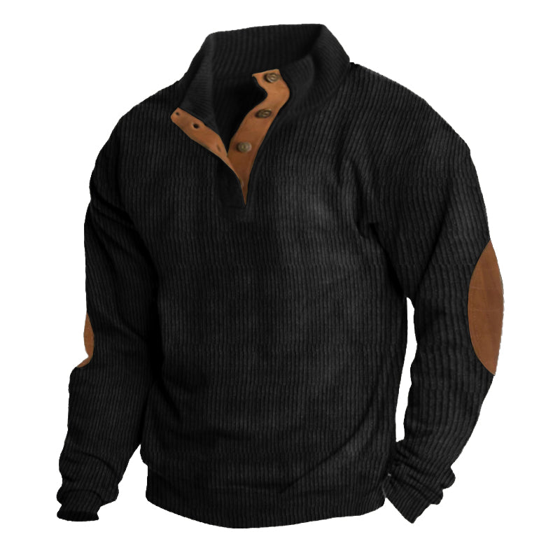 Schwarzer Strickpullover mit braunen Ellbogen-Patches und Knopfleiste, Herrenmode.