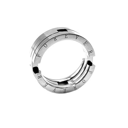 Silberner Edelstahlring mit Gravur "FOREVER", moderner Schmuck, glänzend, zeitloses Design.