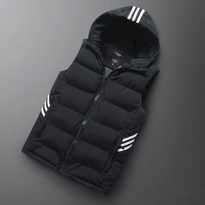 Schwarze ärmellose Steppweste mit Kapuze und weißen Streifen, sportlich, Unisex.