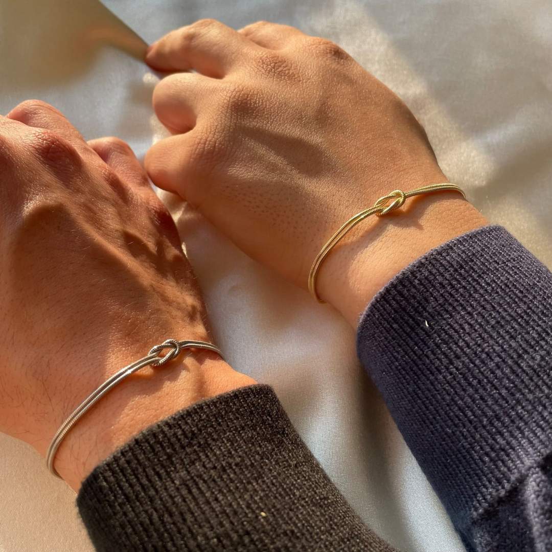 Minimalistiskt knutarmband – Elva