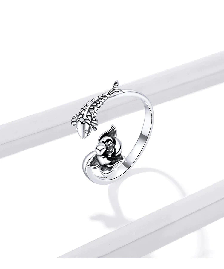 Silberner Fischring, verstellbar, Koi-Design, Damen-Schmuck, elegantes Accessoire.