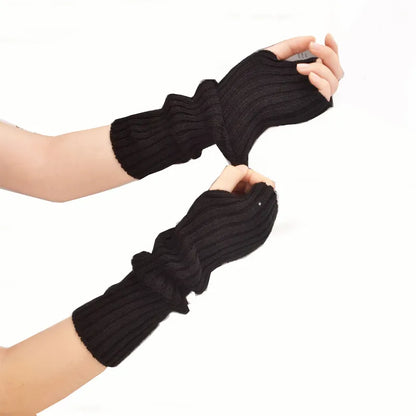 Schwarze gestrickte Armstulpen, fingerlos, warm, modisch, Damenaccessoire, Herbst-Winter.