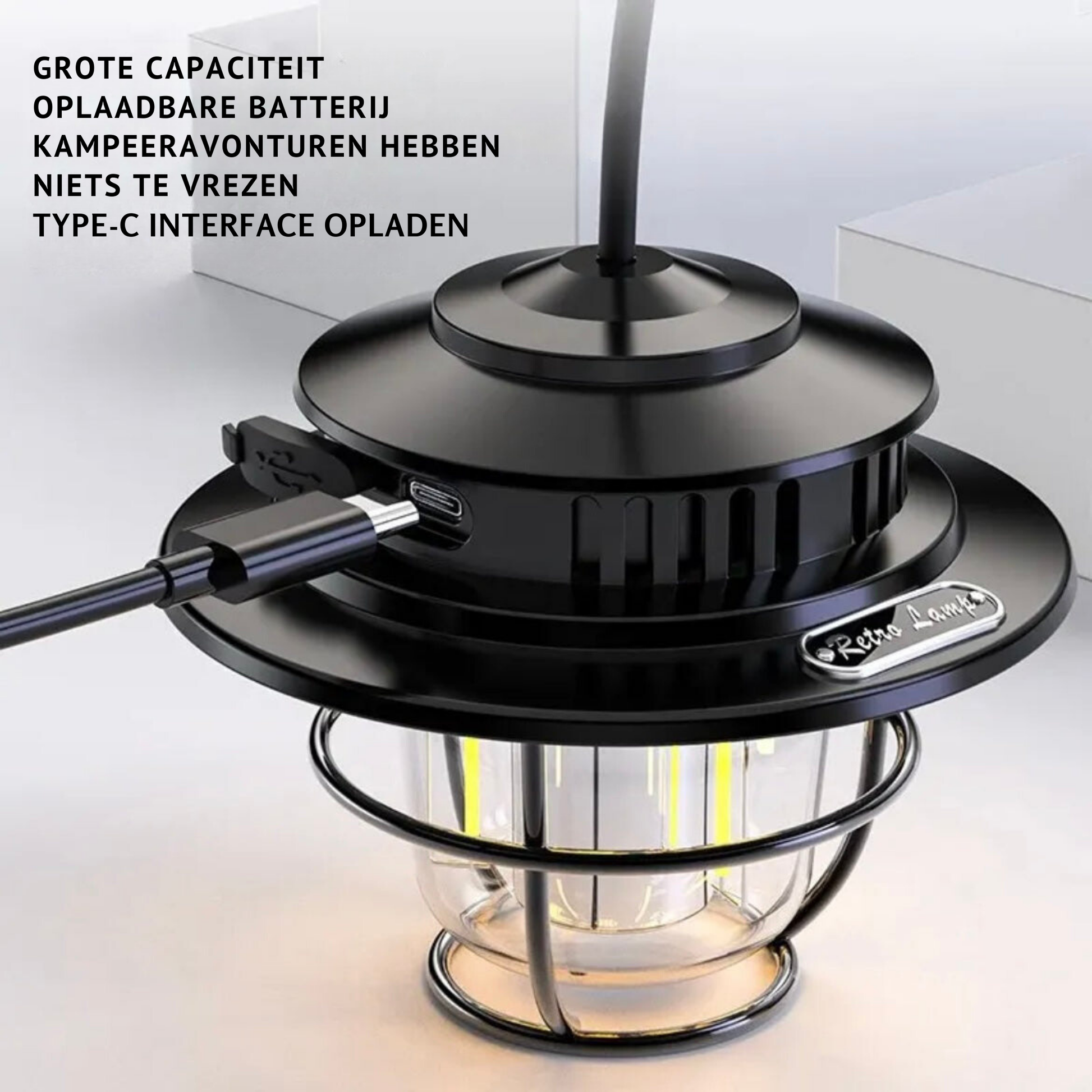 Schwarze LED-Campinglampe mit USB-C, wiederaufladbar, ideal für Outdoor-Abenteuer.