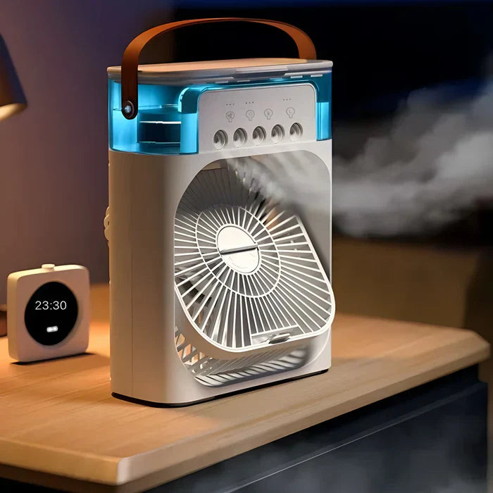 Tragbarer Luftbefeuchter mit Ventilator, LED-Licht, weiß, auf Holztisch, modernes Design.