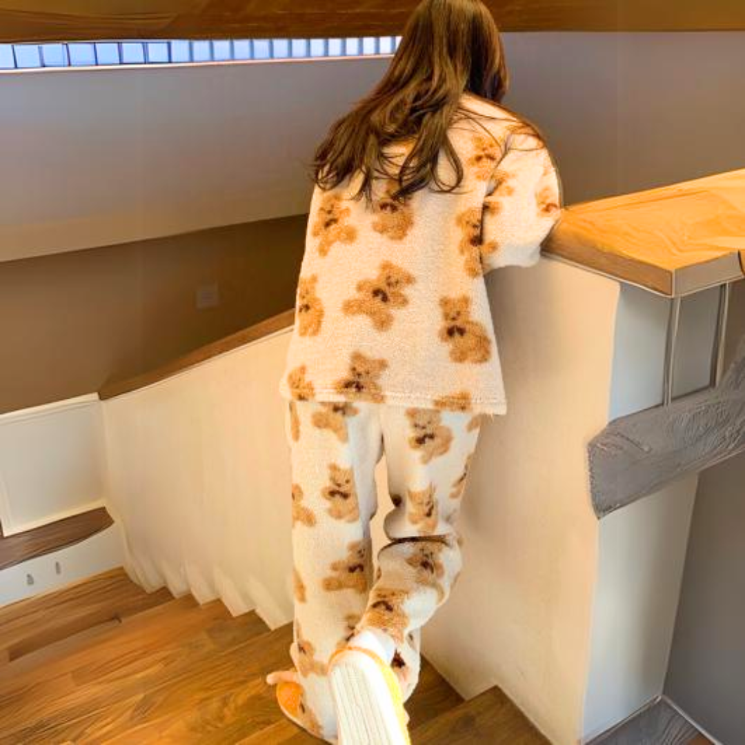 Mjuk vinterpyjamas-set med björnmotiv – Mila