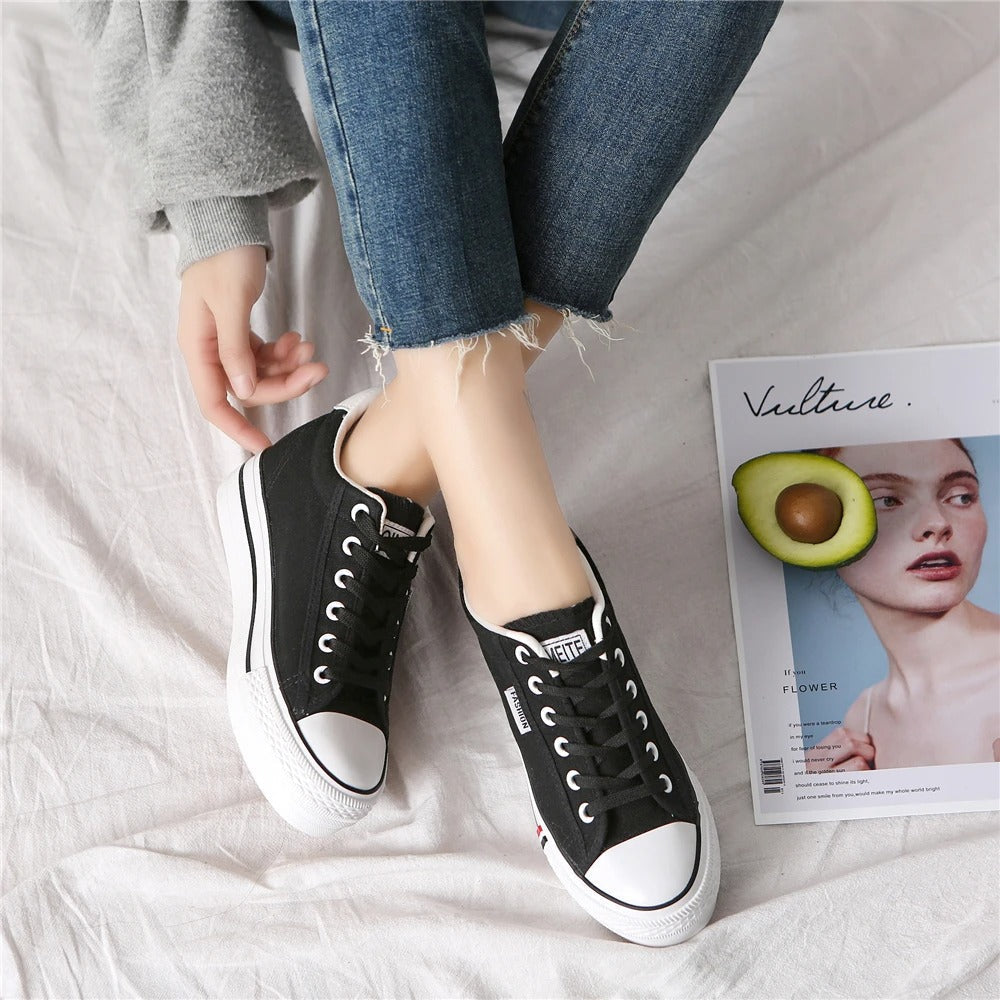 Snygga damsneakers i canvas med platåsula - Leonie