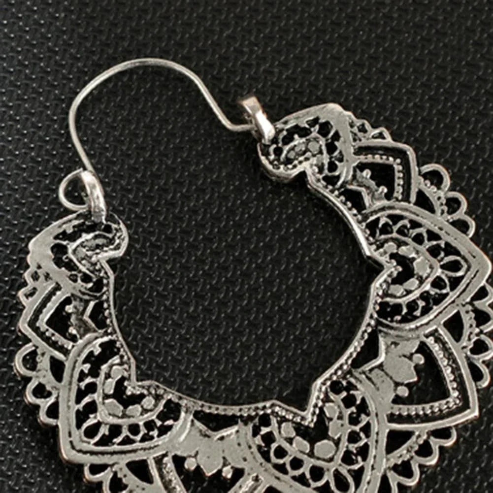 Silberne filigrane Ohrringe, orientalisches Design, handgefertigt, Schmuck für Damen.