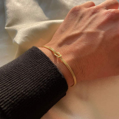 Minimalistiskt knutarmband – Elva