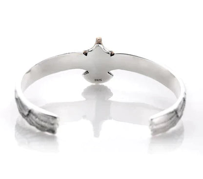 Silberarmreif 925, offenes Design, minimalistischer Schmuck, elegantes Accessoire für Damen.